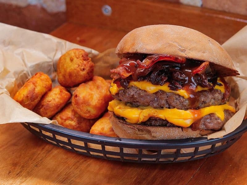 Double Bravo Cheddar Bacon - Combo
